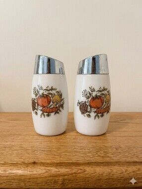 Vintage “Spice of Life” Pepper Shakers – Corning Ware / Pyrex (Set of 2)